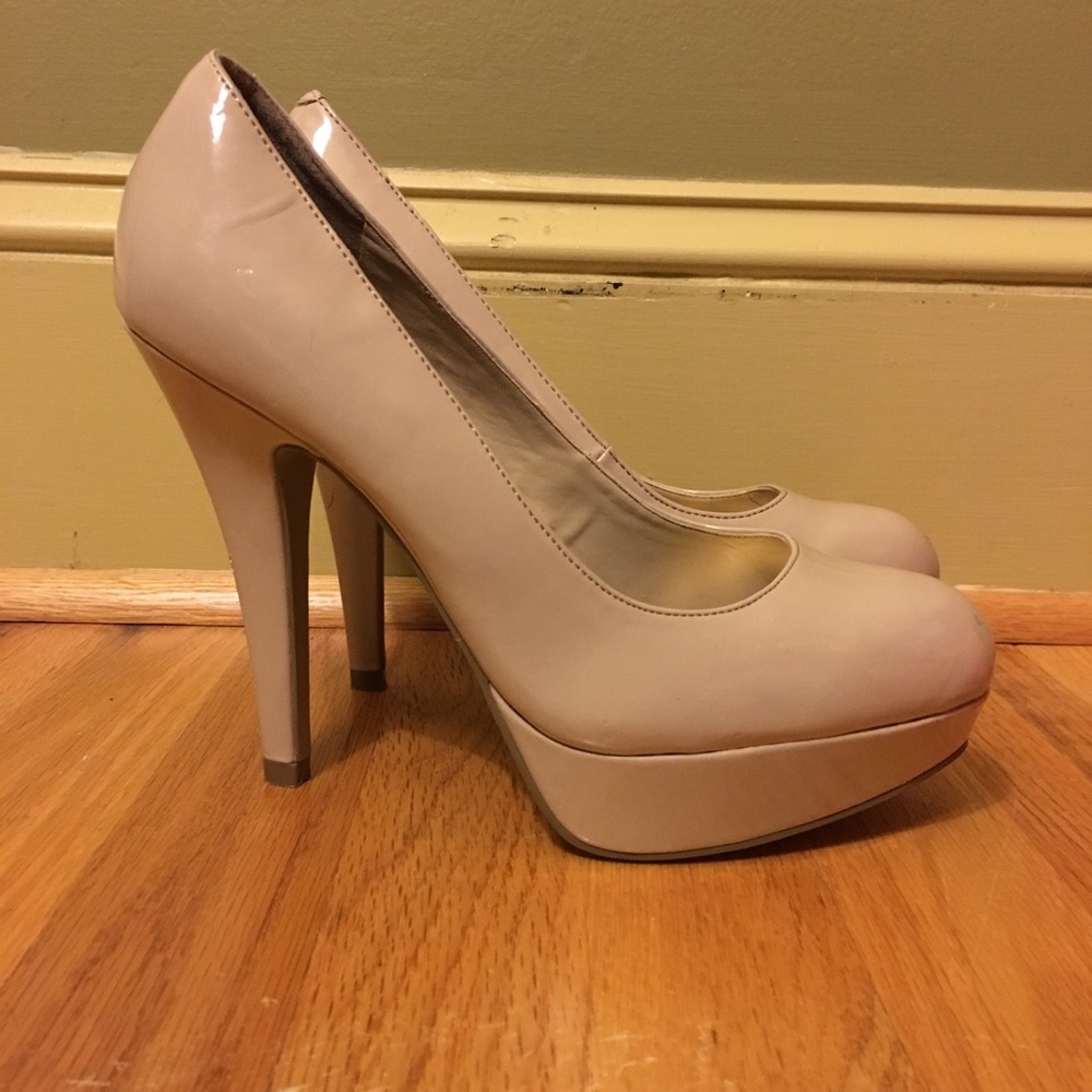 Guess heels
